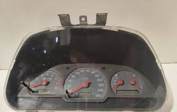 Speedometer (instrument cluster)