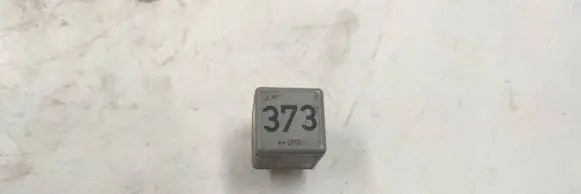Volkswagen Caddy Other relay 8d0951253