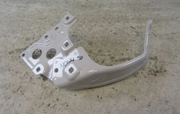 Skoda Kodiaq II Fender mounting bracket 57H821227