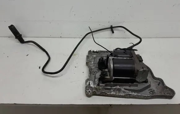 Citroen C4 Grand Picasso Air suspension compressor/pump 9682022980 4154043536