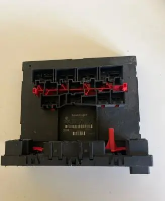 Skoda Octavia Mk2 (1Z) Fuse box set 3C0937049E 28022870 H37S1002