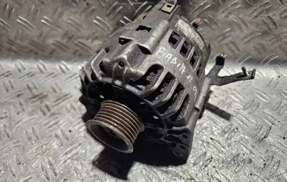Skoda Fabia Mk1 (6Y) Generator/alternator 03D903025J