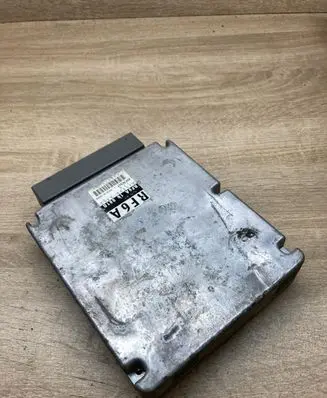 Mazda MPV II LW Engine control unit/module ECU RF6A18881B 2758006352