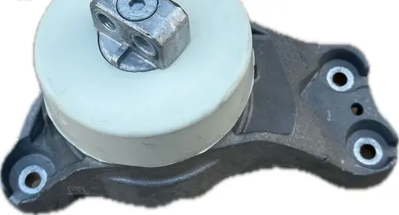 Mercedes-Benz GLC C254 Engine mount vacuum valve 2542401600