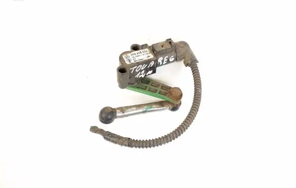 Volkswagen Touareg II Rear air suspension level height sensor 7P0616571