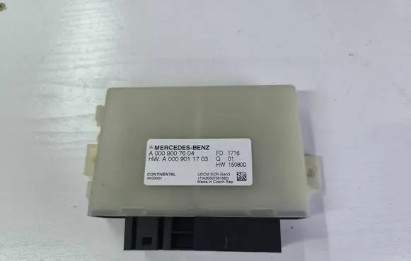 Mercedes-Benz E W213 Reducing agents exhaust control unit A0009007604 A0009011703