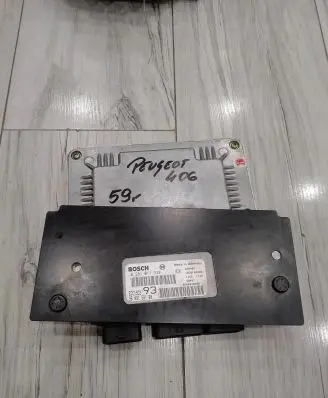 Peugeot 406 Engine control unit/module ECU 0281011338