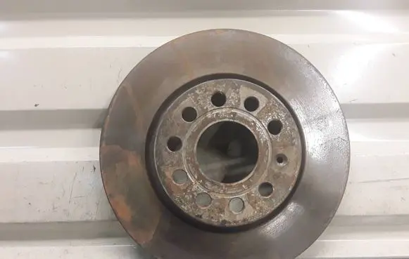 Skoda Octavia Mk2 (1Z) Front brake disc 