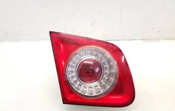 Volkswagen Jetta V Tailgate rear/tail lights 1K5945093