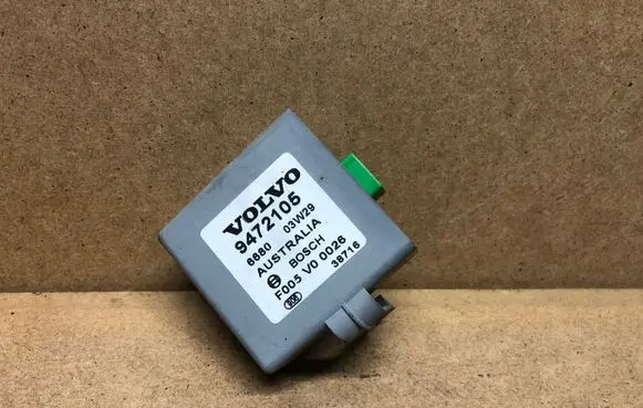 Volvo V70 Alarm control unit/module 9472105