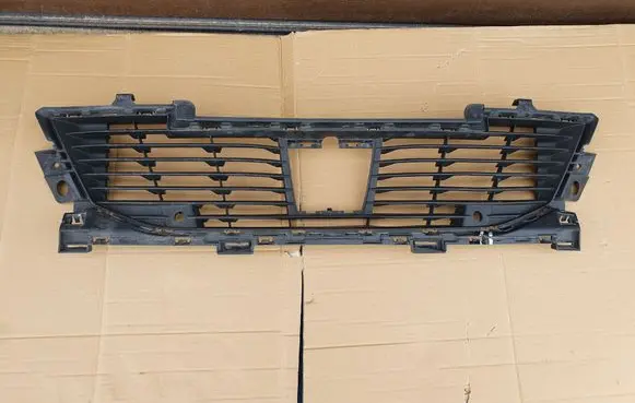 Peugeot 2008 II Front bumper lower grill 9826327480 99922437