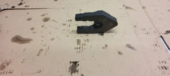 Nissan X-Trail T30 Fuel Injector clamp holder
