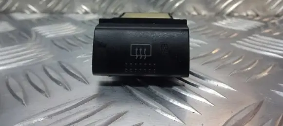 Toyota Avensis T220 Mirror heating switch 