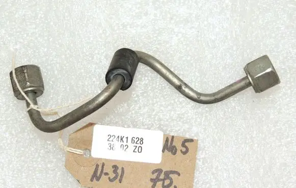 Nissan Qashqai Fuel injector supply line/pipe 1668400Q0F