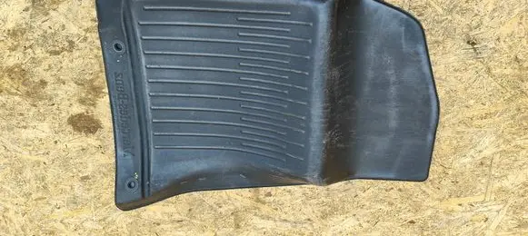 Mercedes-Benz E W212 Front floor mat A2125840102