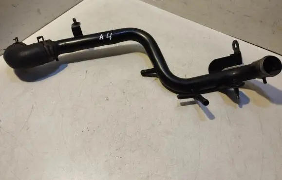 Audi A4 S4 B5 8D Engine coolant pipe/hose 038121071F