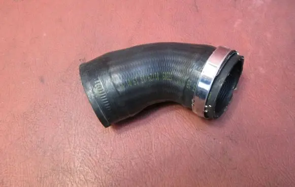 Audi Q3 8U Intercooler hose/pipe 1K0145762AL