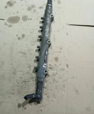 Volvo XC90 Fuel main line pipe 30622085 000875L1 0445215015