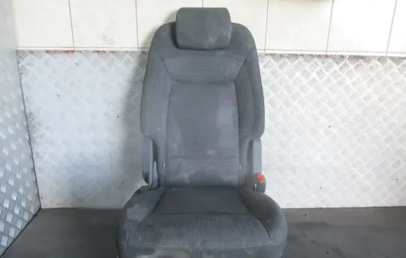 Ford S-MAX Second row seats 