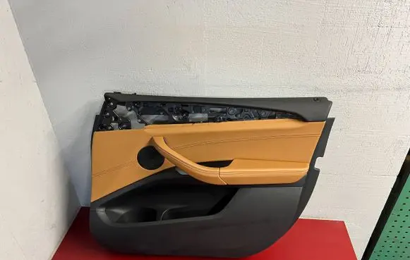 BMW X3 G01 Front door card panel trim