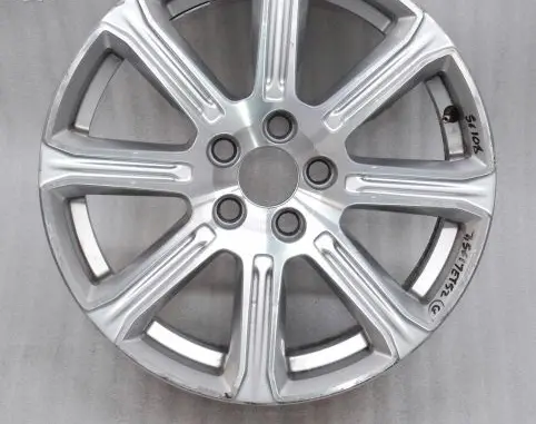 Volvo V40 R17 alloy rim 