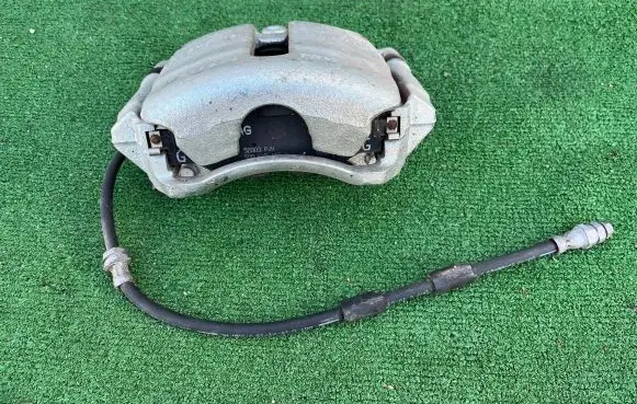 Volkswagen Golf VII Front brake caliper 5Q6AK