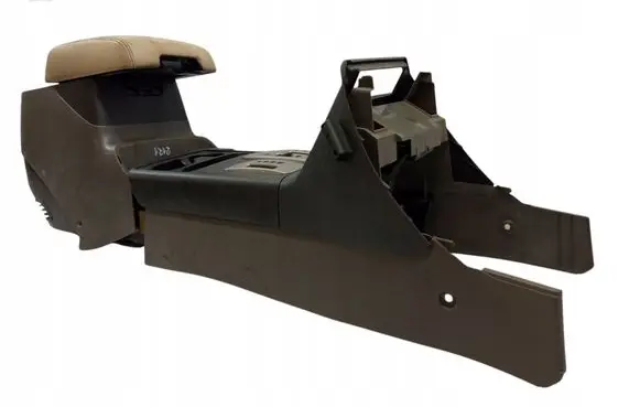 Mitsubishi Pajero Center console 