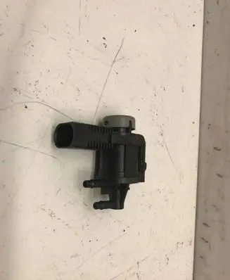 Audi A5 8T 8F Turbo solenoid valve 1K0906283A 1J0906283B 1J0906283C