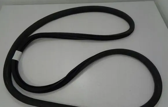 Rubber seal rear door