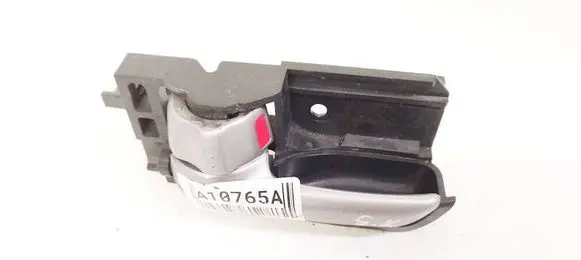Suzuki Swift I Rear door interior handle