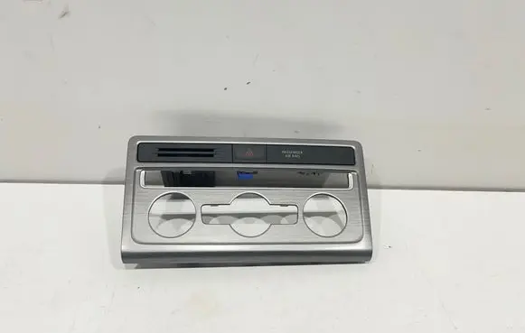 Volkswagen Golf Sportsvan Climate control/heater control trim 510820039