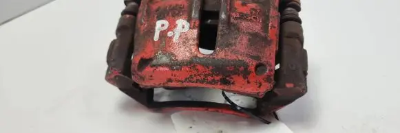 Ford Mondeo Mk III Front brake caliper