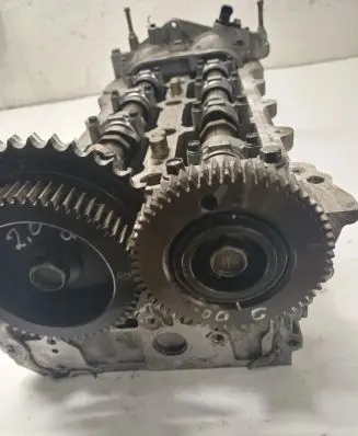 Chevrolet Orlando Engine head 25183241