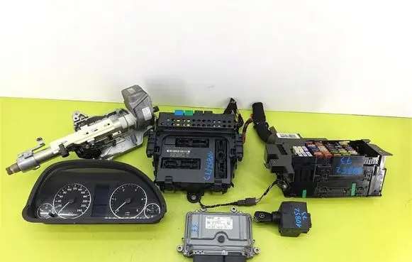 Mercedes-Benz A W169 Engine ECU kit and lock set A6401506779