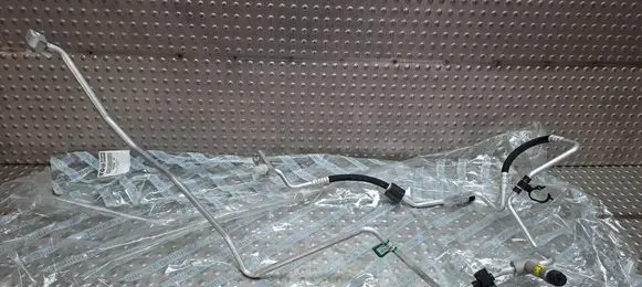 Fiat 500 Air conditioning (A/C) pipe/hose S26337282 51848580