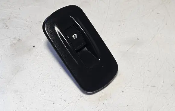 Opel Vivaro Electric window control switch 8200011870