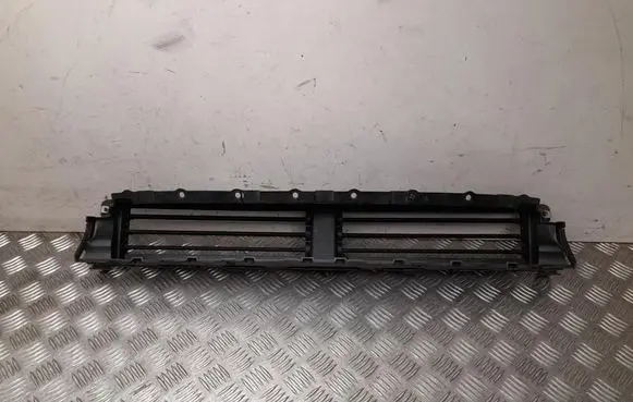 Opel Astra K Radiator trim 39081585