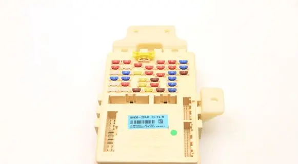 Hyundai ix35 Fuse module 919502S741