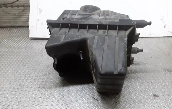 Ford Maverick Air filter box