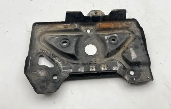 Mercedes-Benz E W212 Battery tray A2126200018