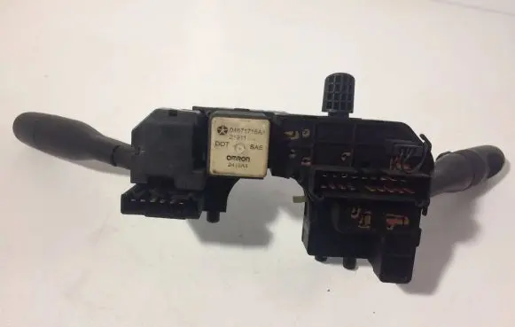 Chrysler Neon II Wiper turn signal indicator stalk/switch 04671866AA