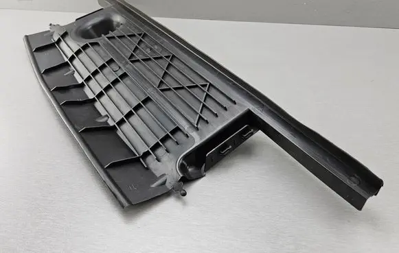 BMW 5 E60 E61 Intercooler air guide/duct channel 7897173 51717897173