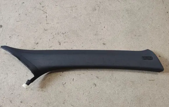 Porsche Macan (95B) (A) pillar trim 95B867234