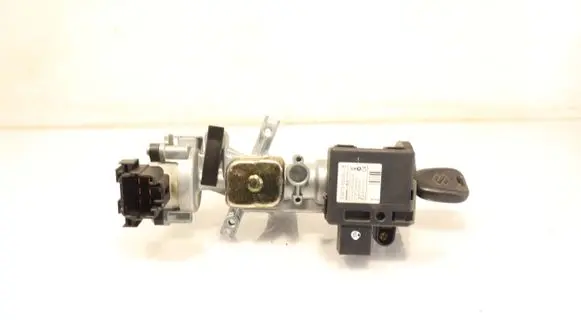 Suzuki Swift I Ignition lock