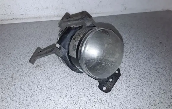 BMW 5 E60 E61 Front fog light 6910792