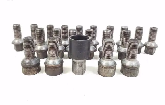 Mercedes-Benz CLS C218 X218 Nuts/bolts 