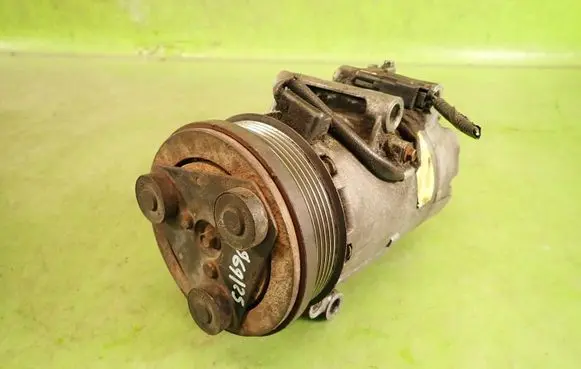 Ford C-MAX I Air conditioning (A/C) compressor (pump)