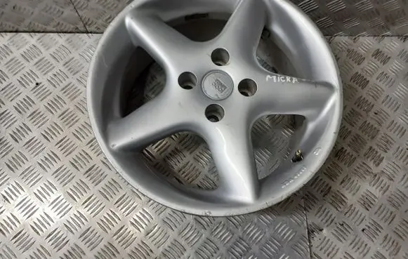 Nissan Micra R15 alloy rim 