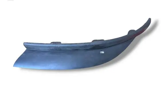 Front bumper lip