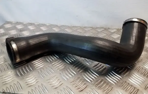 Intercooler hose/pipe